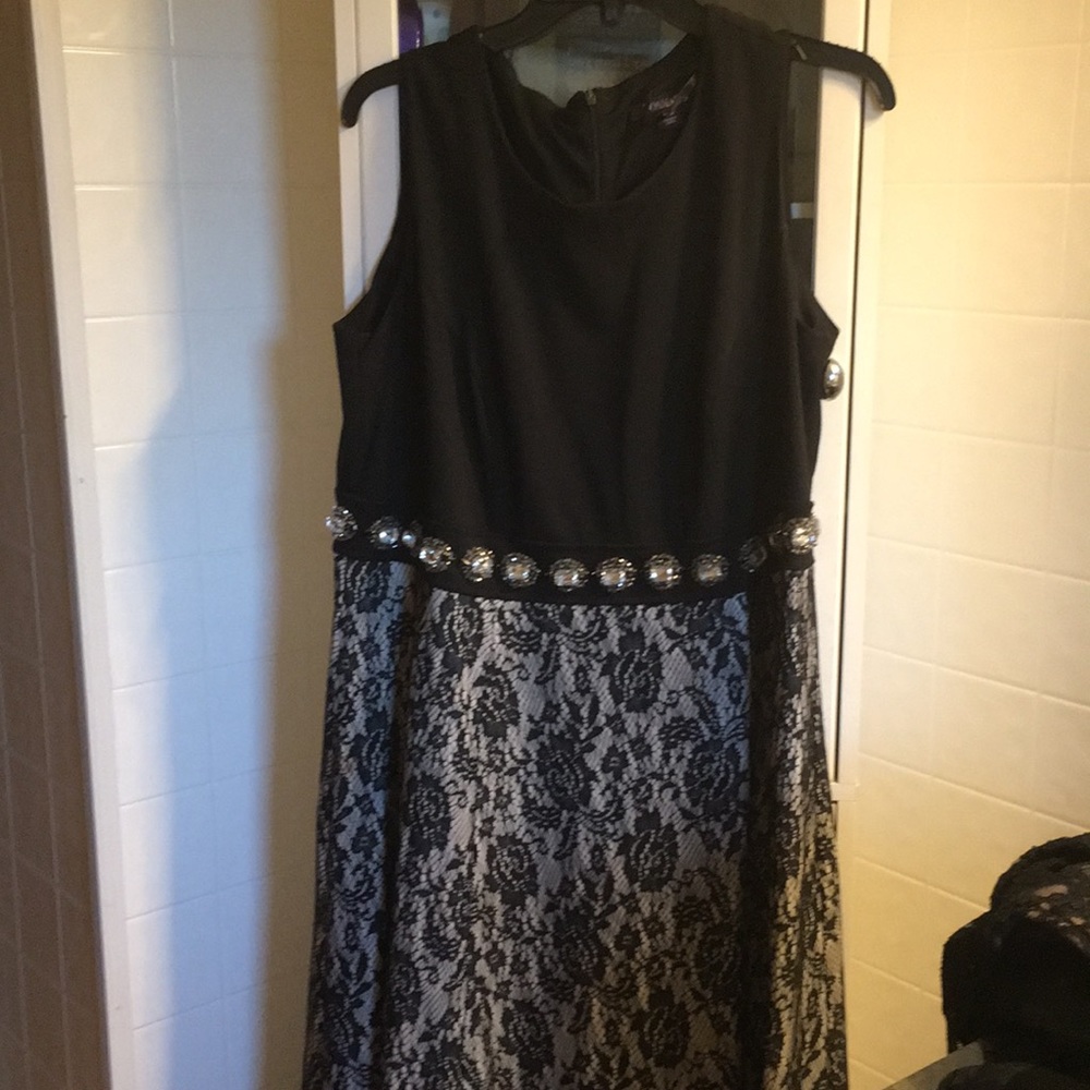 Evening wear